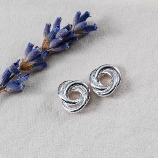 Photographing My Jewelry: Why Color Accuracy Matters So Much to Me