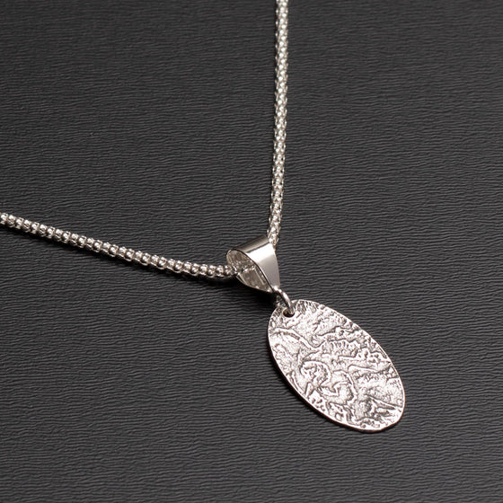 oval fine silver necklace