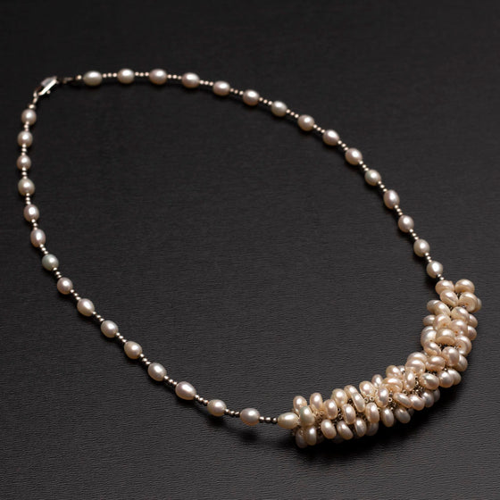 white pearl cluster necklace