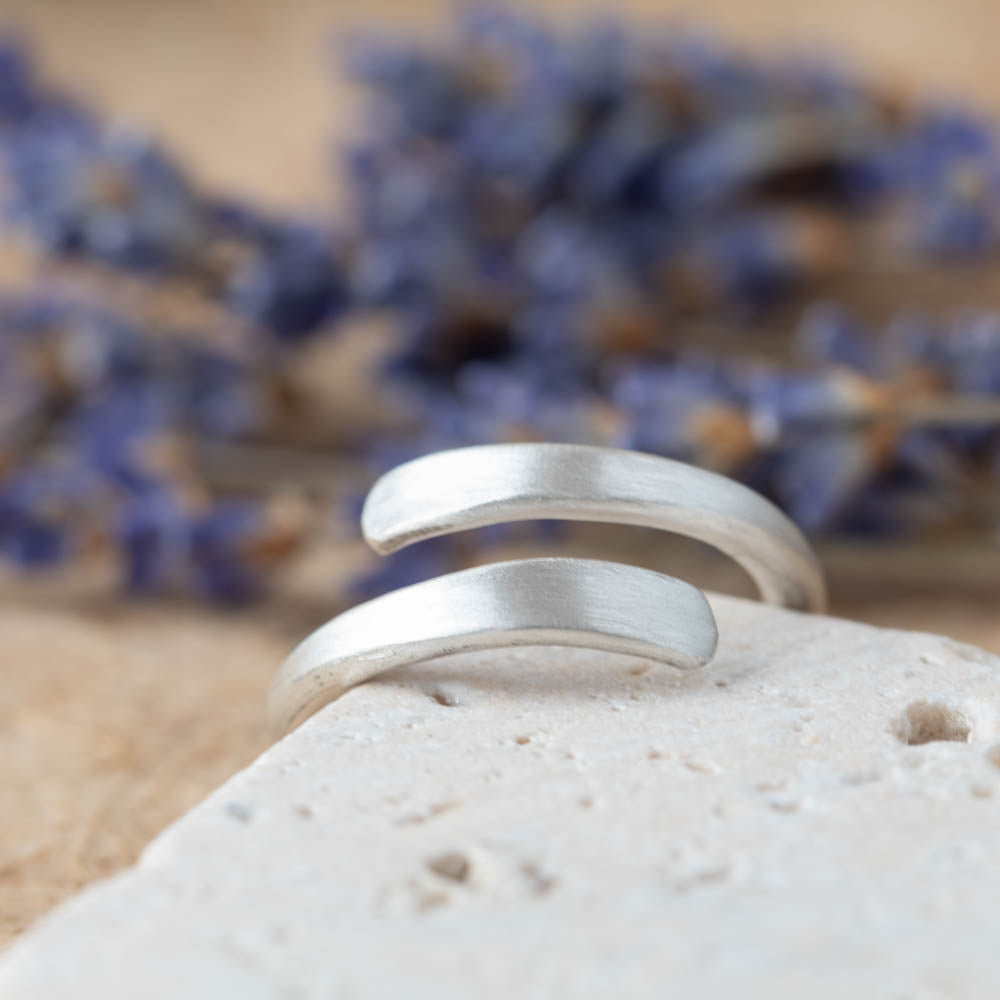 Divella Designs minimalist silver ring soft curve