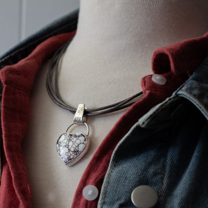 Wild Horse Stone Heart Leather Necklace – Three Strand