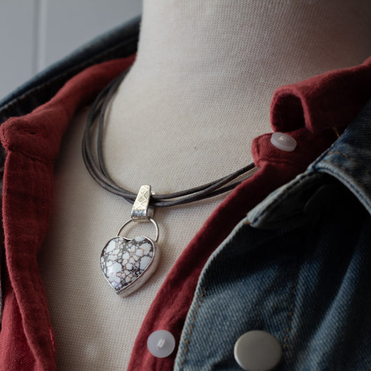 Wild Horse Stone Heart Leather Necklace – Three Strand