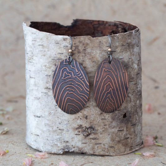 Woodgrain Oval Earrings – Textured Copper