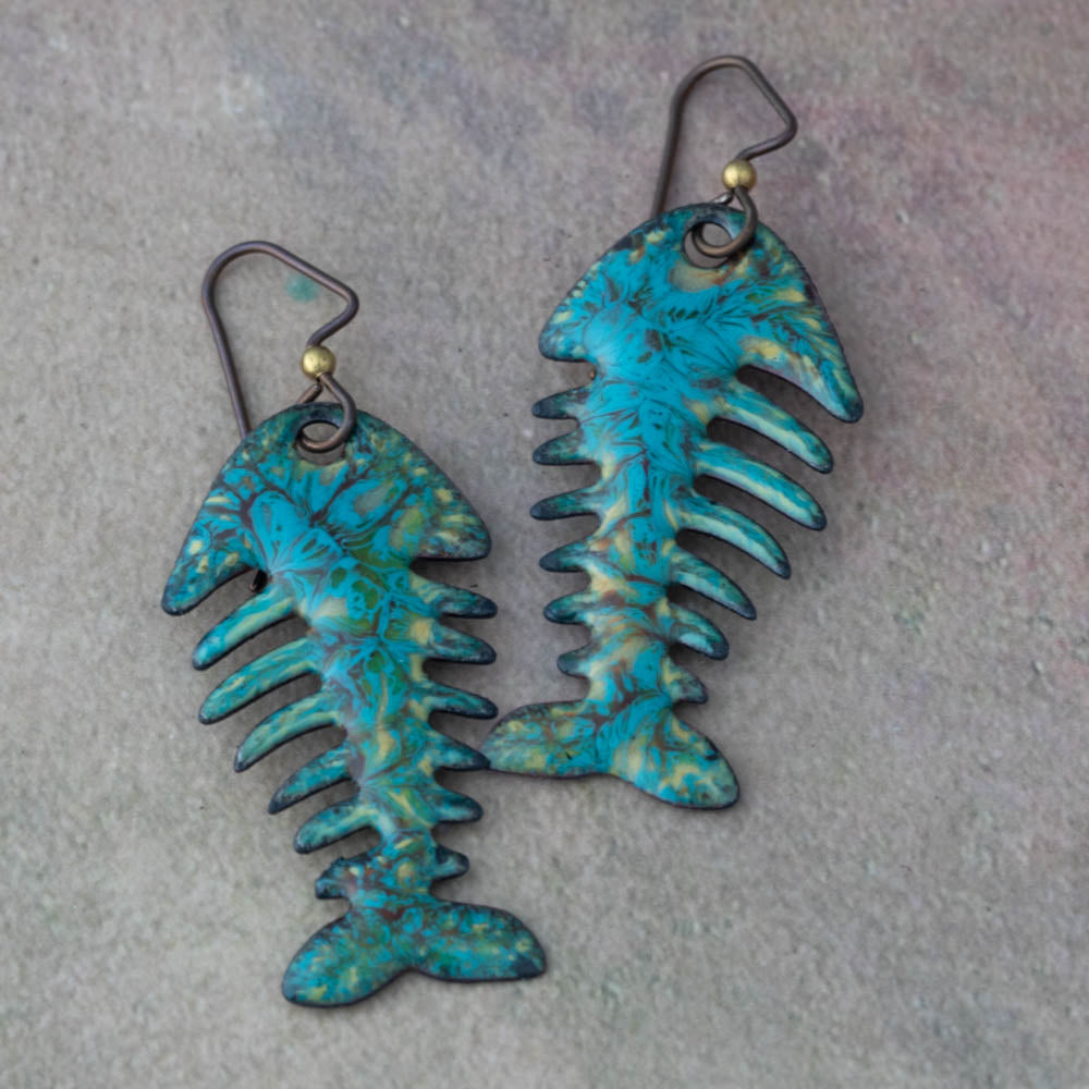 🐟 Fishbone Earrings — Green Meadow