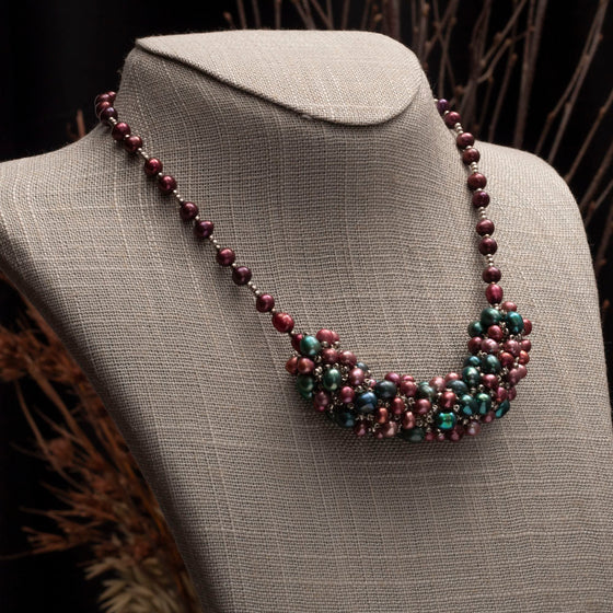 multicolor pearl cluster necklace