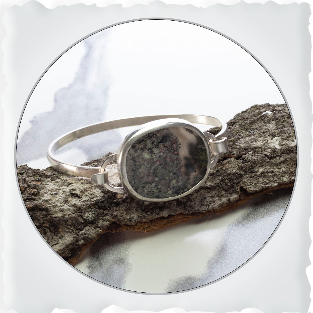 Dendritic Agate Tension Cuff